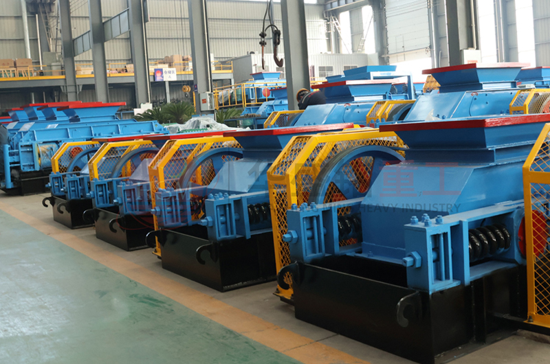 齒輥式破碎機(jī)型號(hào),硅石用輥式破碎機(jī)廠家,硅石破碎機(jī)價(jià)格